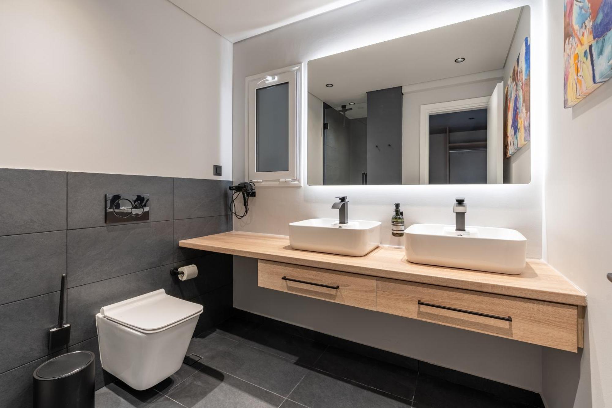 Athena Blue Lux Apartments 2Br 2Ba With City Skyline View, Near Kolonaki Афины Экстерьер фото