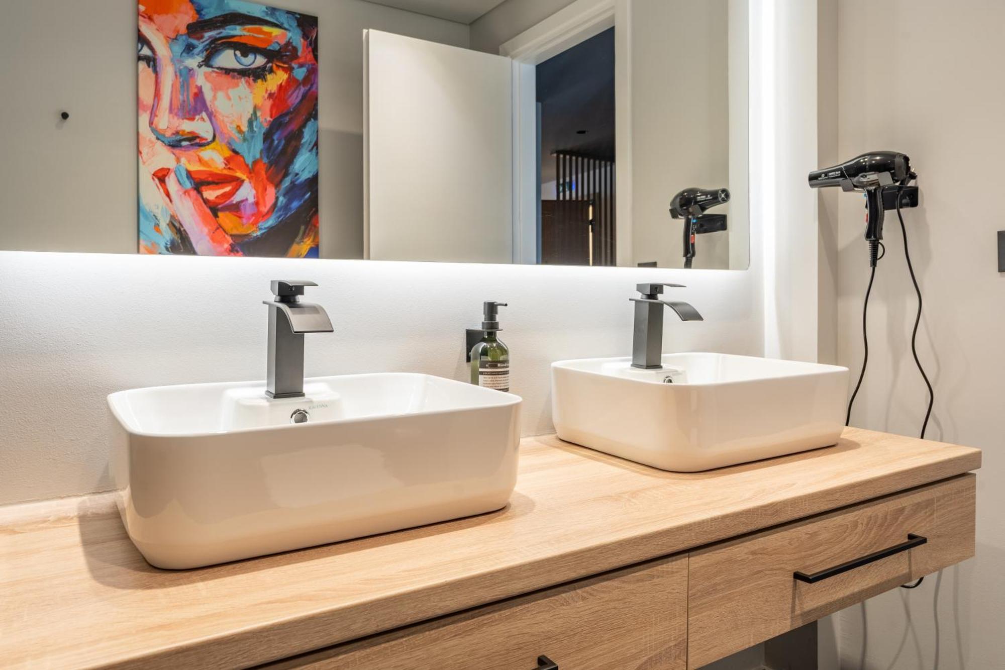 Athena Blue Lux Apartments 2Br 2Ba With City Skyline View, Near Kolonaki Афины Экстерьер фото